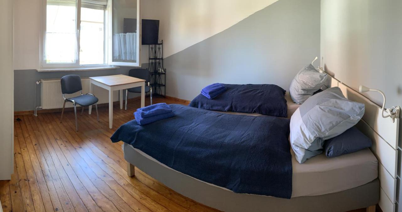 Monteurs Zimmer Noack Borssum Екстериор снимка